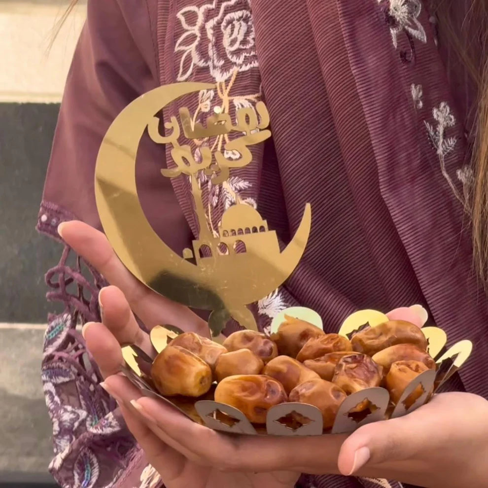 Ramadan Kareem Stainless Steel Dates Tray – Round Metal Serving Plate for Iftar & Gifting